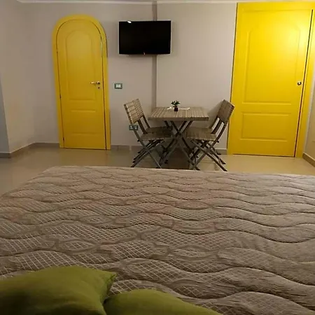 Buono فندق نابولي